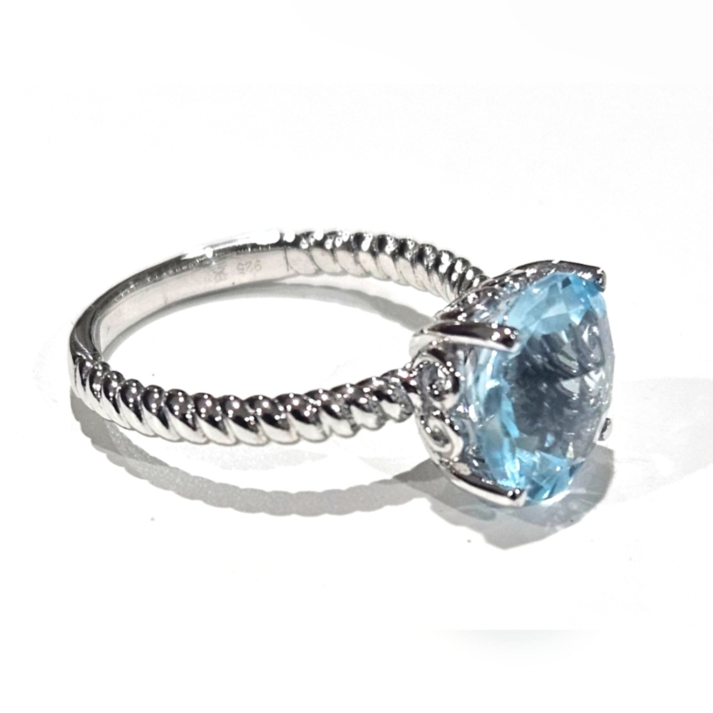 .925 sterling silver Genuine blue topaz